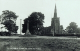 St Mary's Church & War Memorial (Peter Searle)